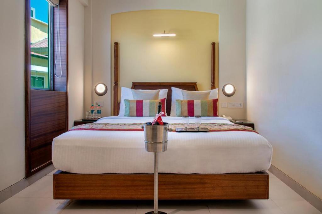 Sea Breeze Max Resort & Spa Маргао Экстерьер фото