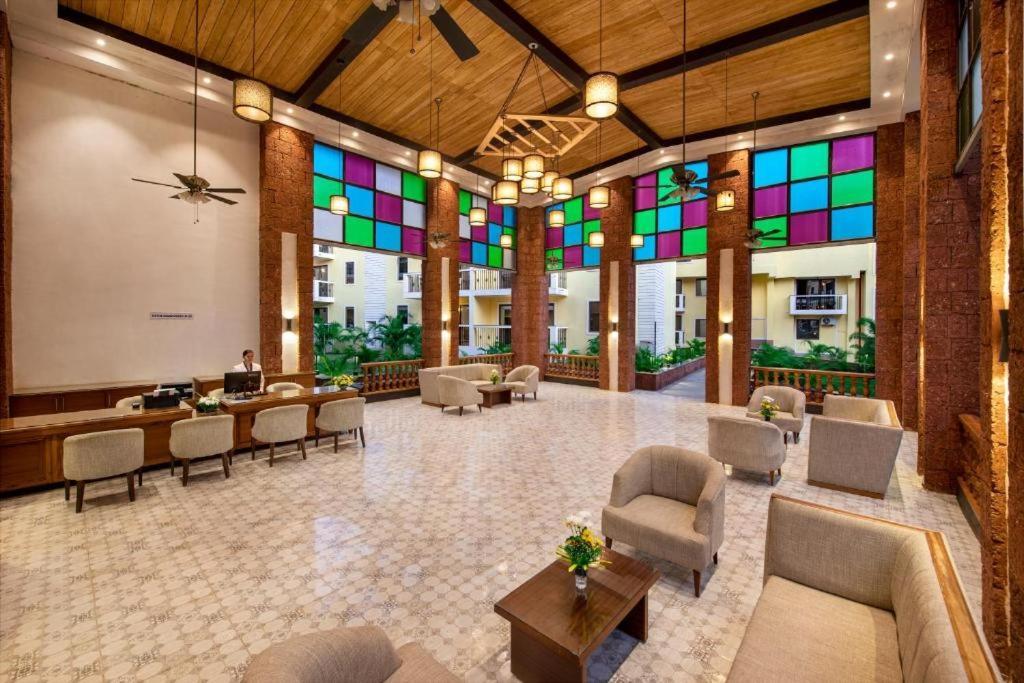 Sea Breeze Max Resort & Spa Маргао Экстерьер фото