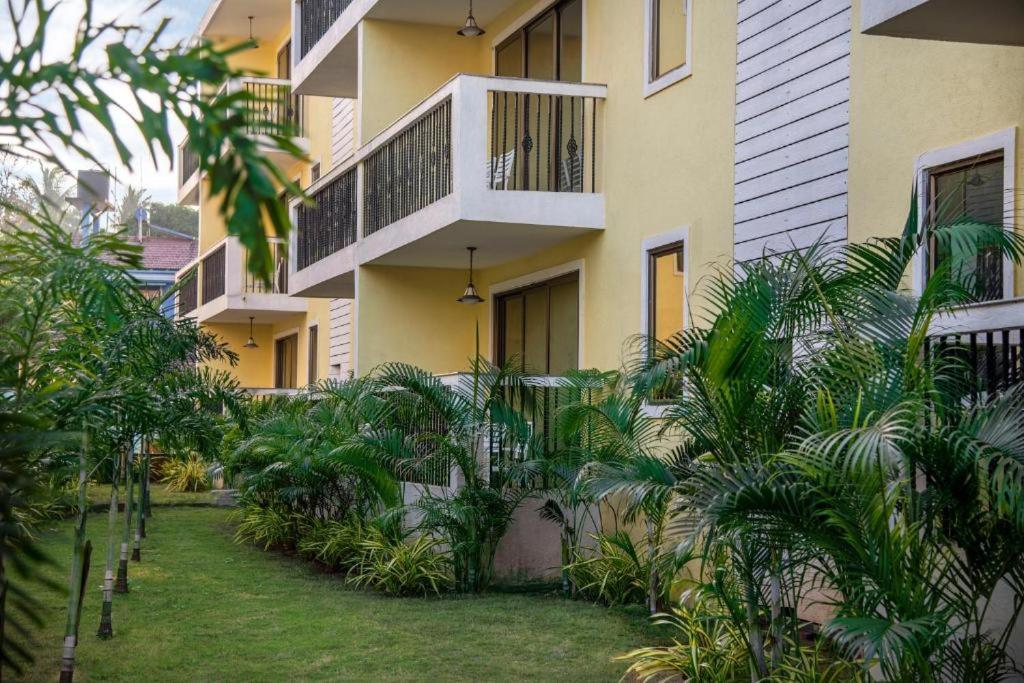 Sea Breeze Max Resort & Spa Маргао Экстерьер фото